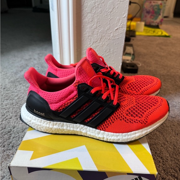 Adidas ultra boost 1.0 og solar red running shoes gym workout trail sz 8 - Picture 5 of 9